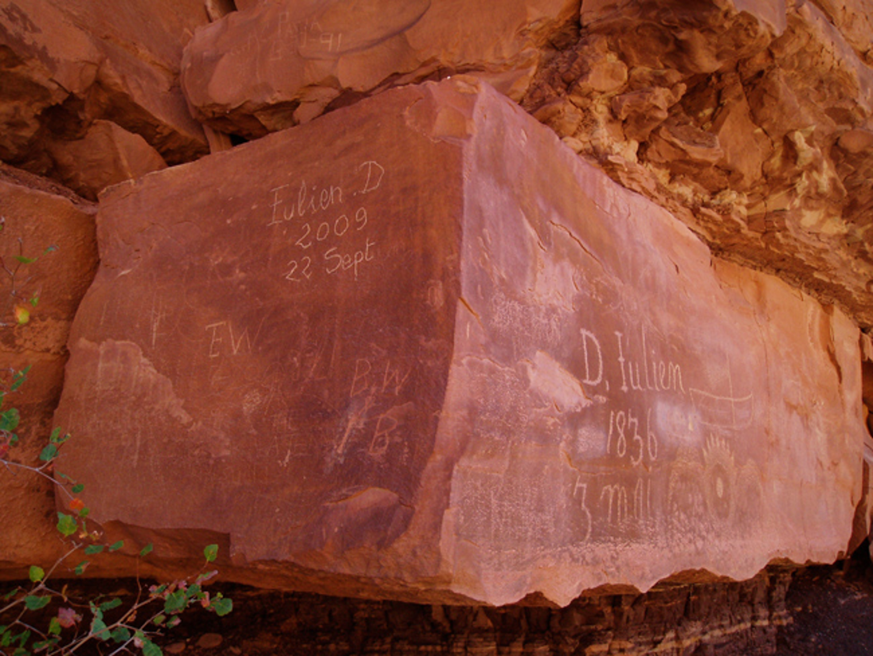 Looking for D.Julien -Labyrinth canyon-, 2009